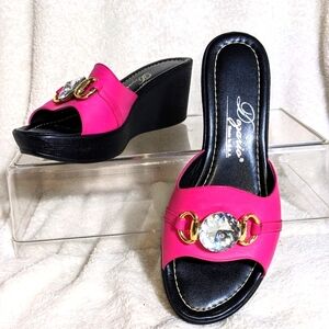 Women's‎ Dezario Hot Pink Wedge Slides | SIZE 6.5/37